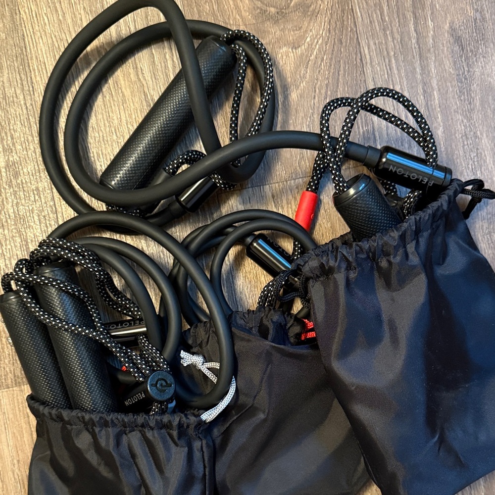 Peloton Black and Red Resistance Band Set ( Never Used)